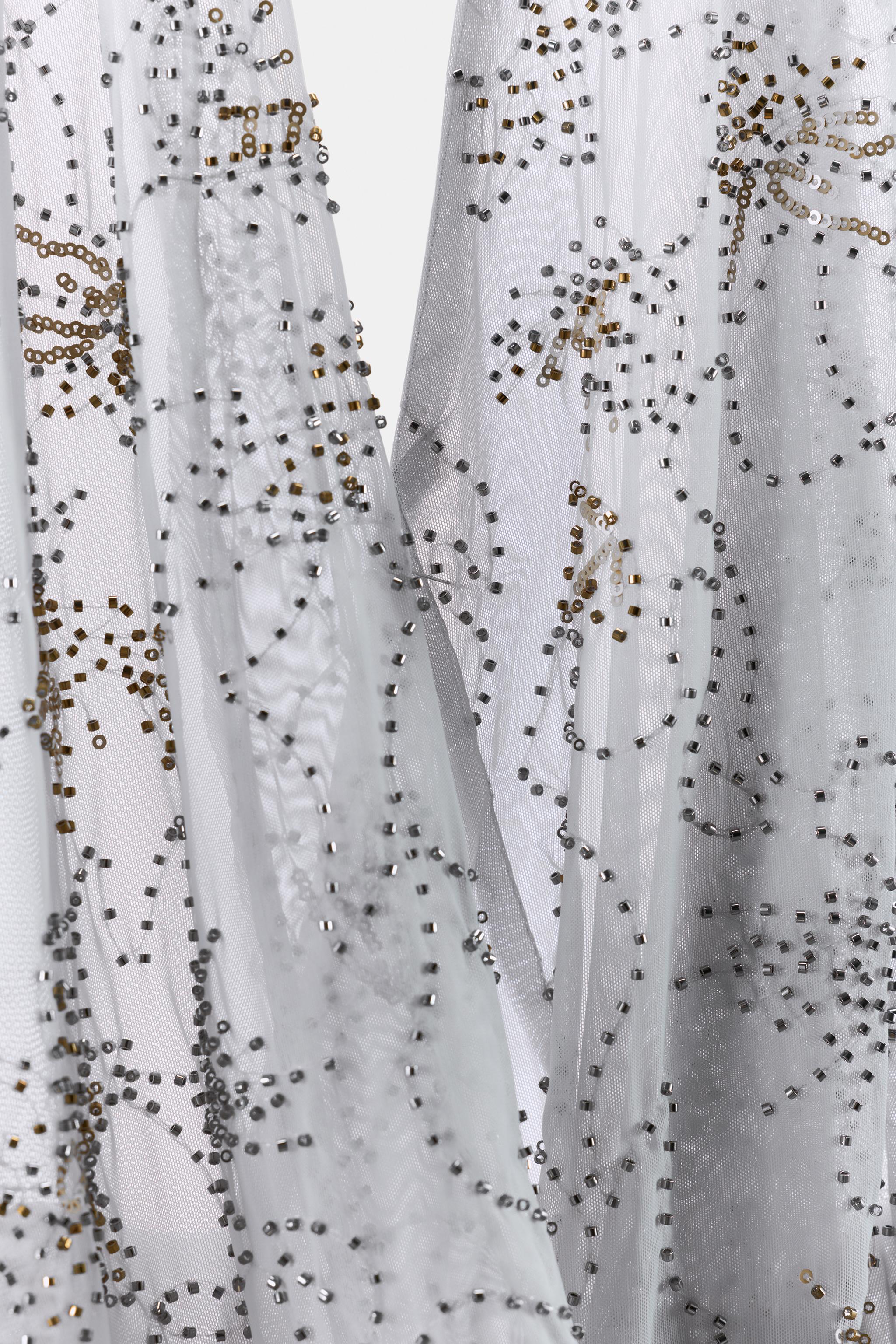 TOP HALTER BRODERIES ET FANTAISIE